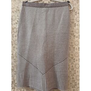 Tahari Knit Skirt Sz Medium Brown White Stripe Chevron Midi